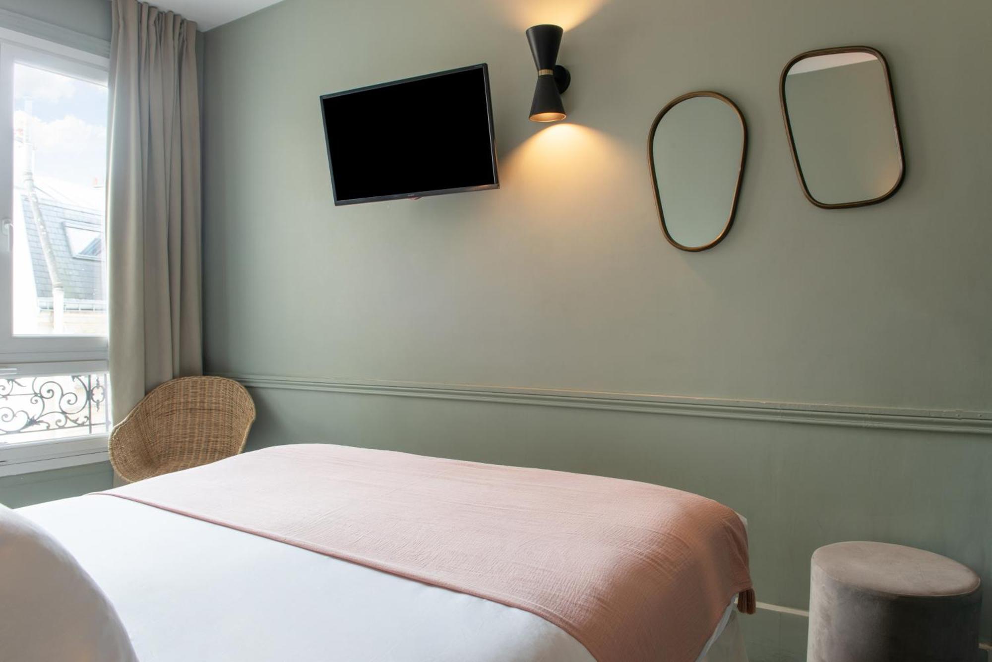 Hotel Avama Prony Párizs Szoba fotó