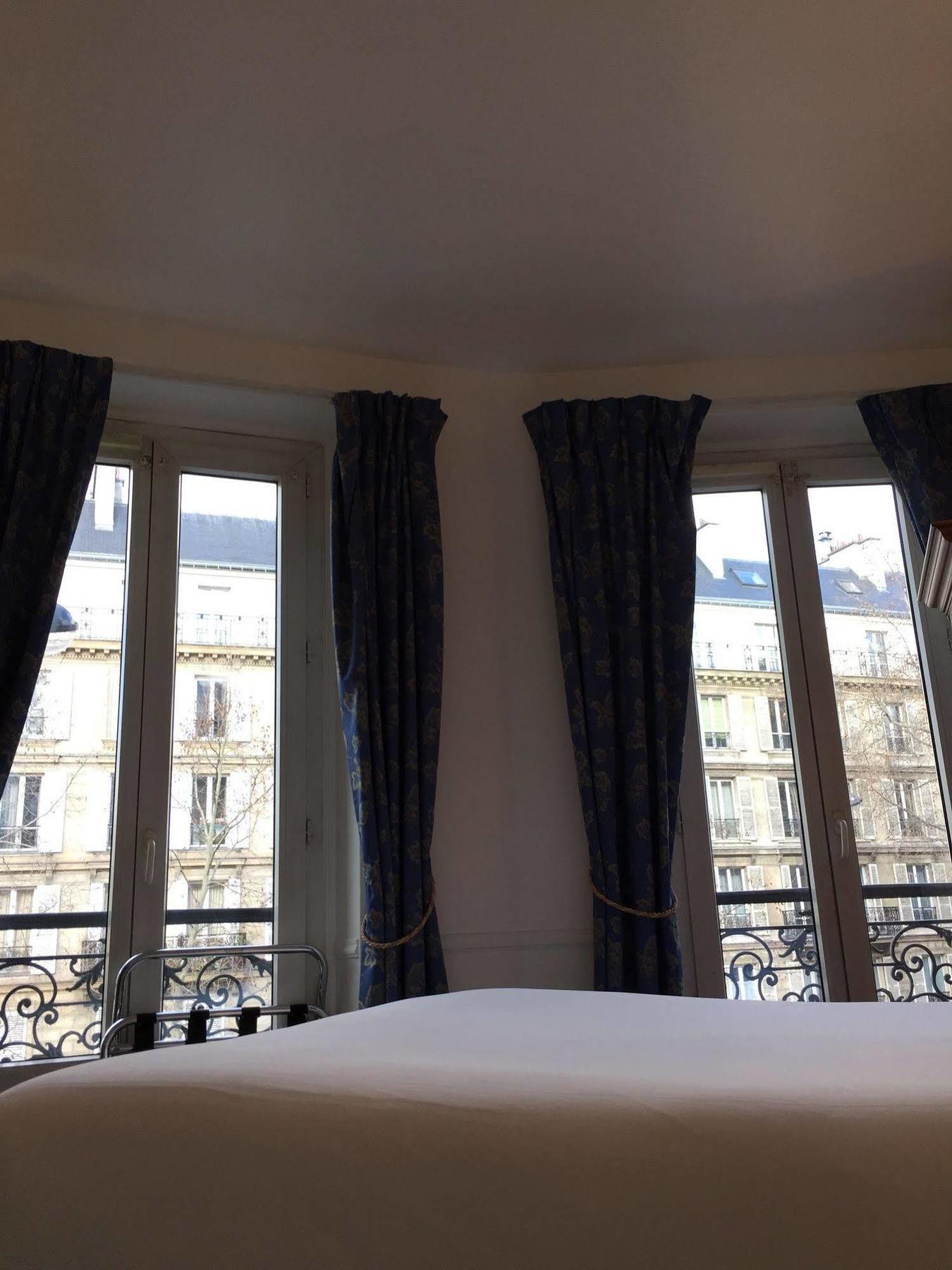 Hotel Avama Prony Párizs Kültér fotó